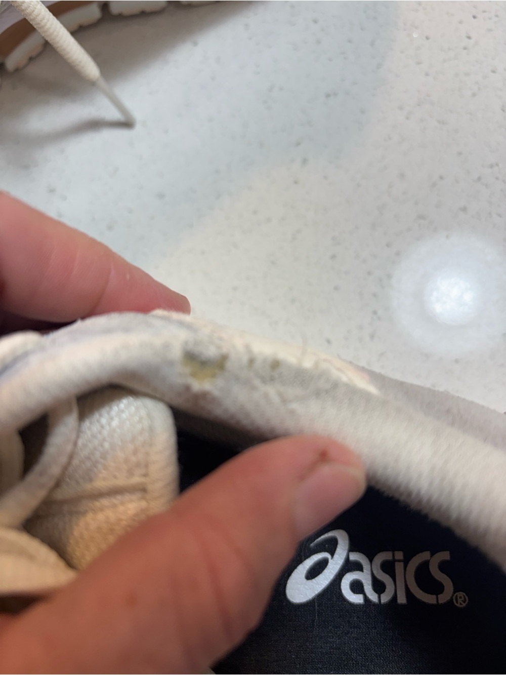 ASICS Running Shoes - Picture 4 of 7